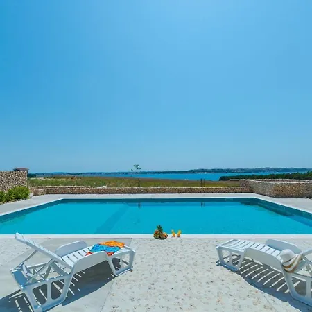 Residence Povljana Isolabella * Povljana