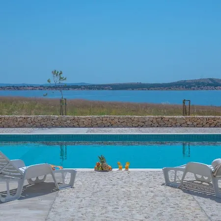 Residence Povljana Isolabella *