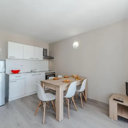 Residence Povljana Isolabella Apartment